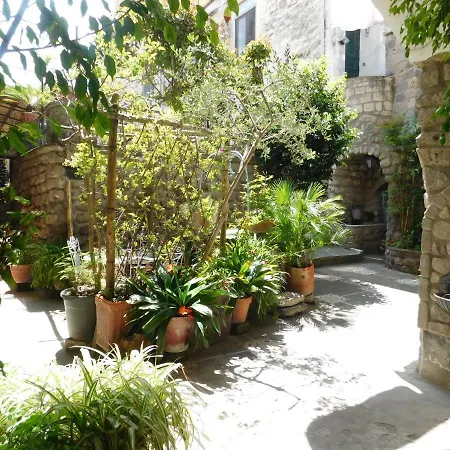 La 住宿加早餐酒店 梅塔